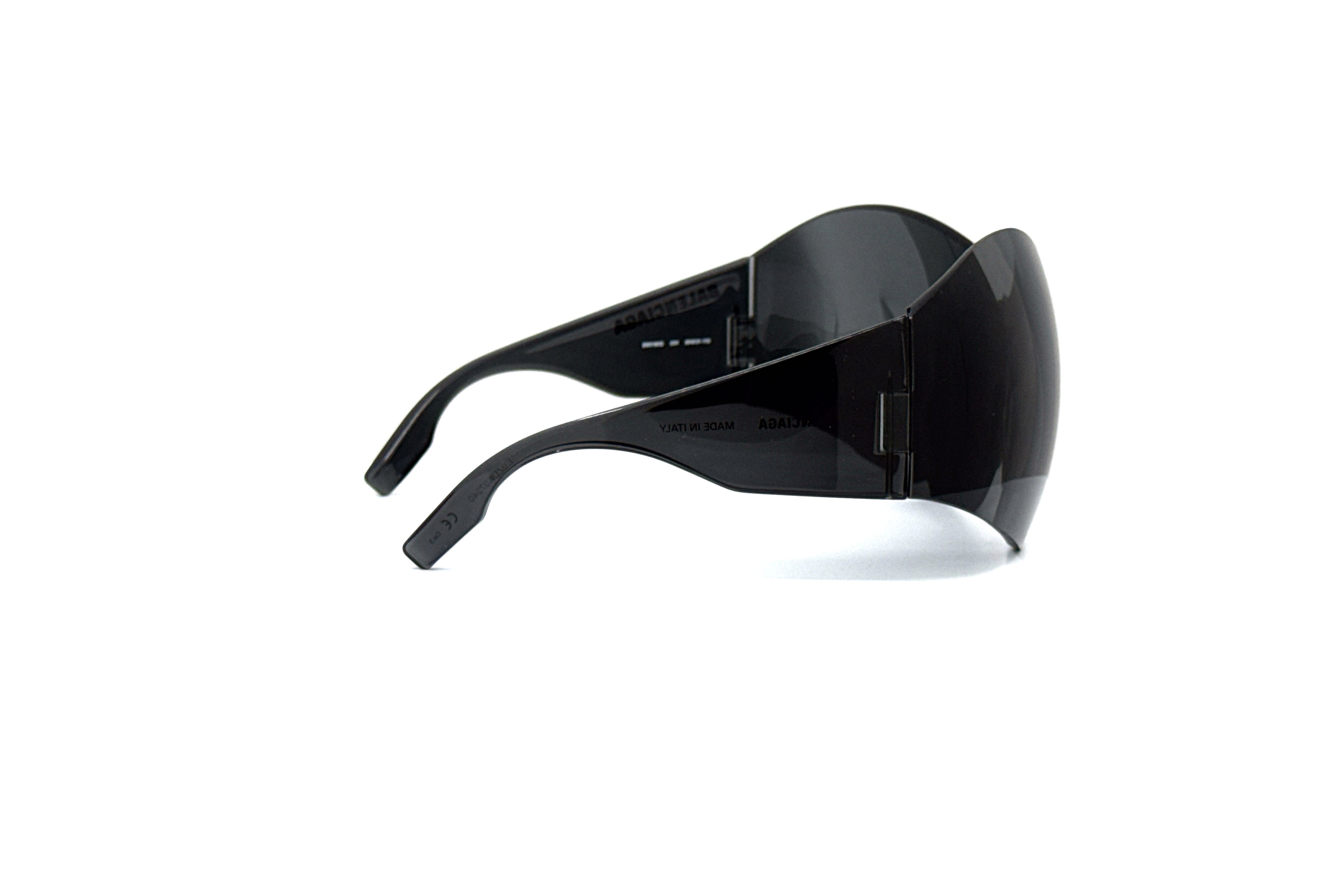 Balenciaga - BB0180S (001) Square