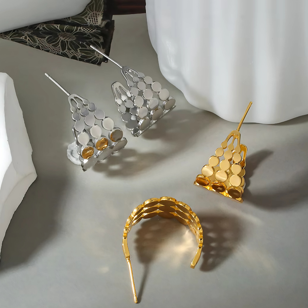 Delia Hoop Earrings